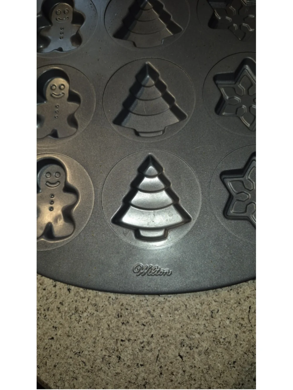 Wilton Christmas Cookie Pan 12 Cavity Snowman Gingerbread Man Tree